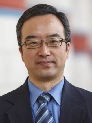 尹一丁教授